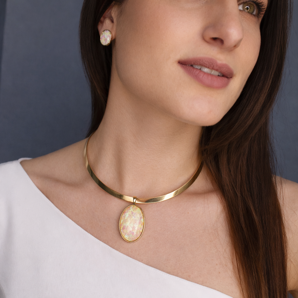 PureNature Ornaments Ocean Light Shell Stud Earrings and Necklace Set