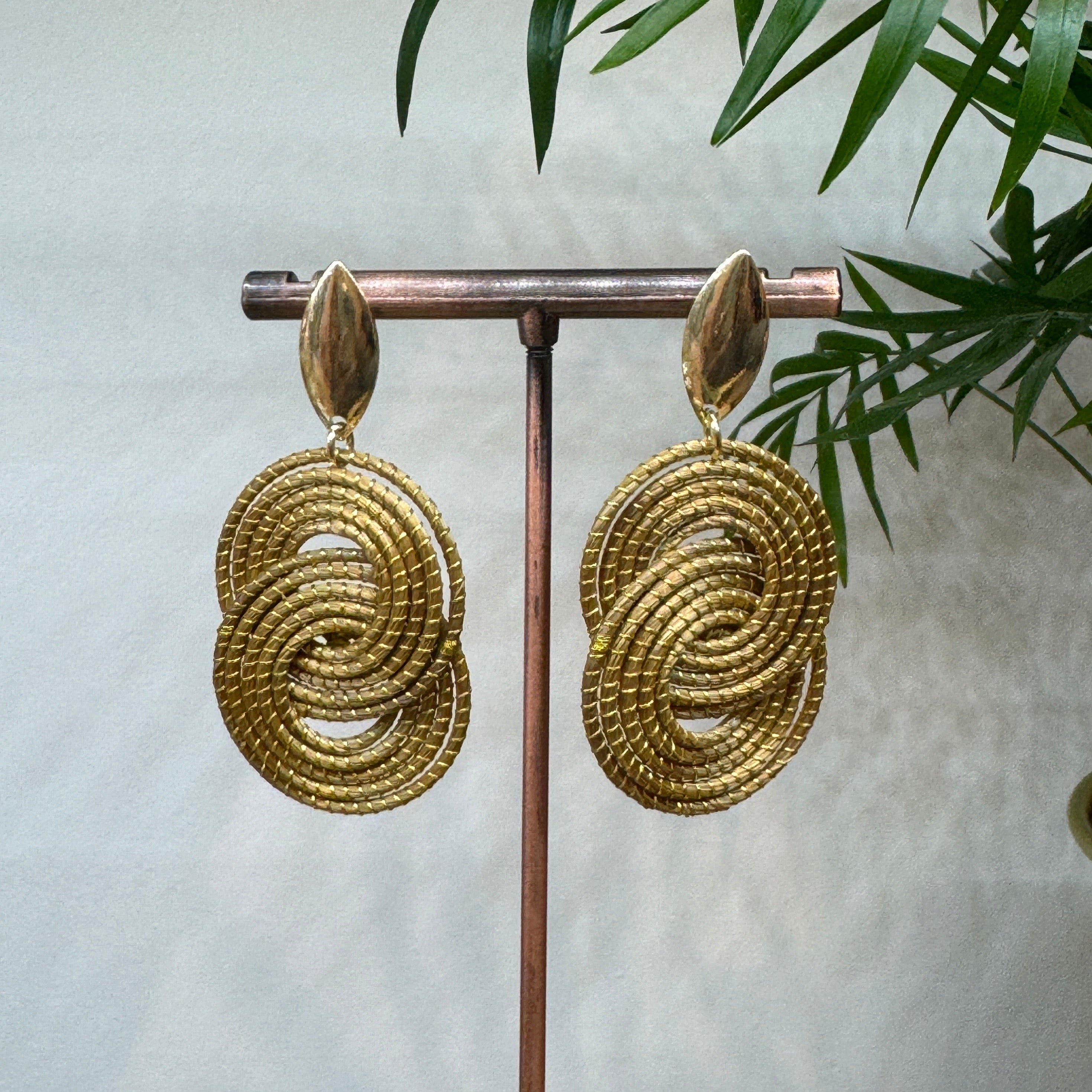 (EarthWoven Treasures Dangle Golden Grass Brazilian ‘Capim Dourado’ Earrings