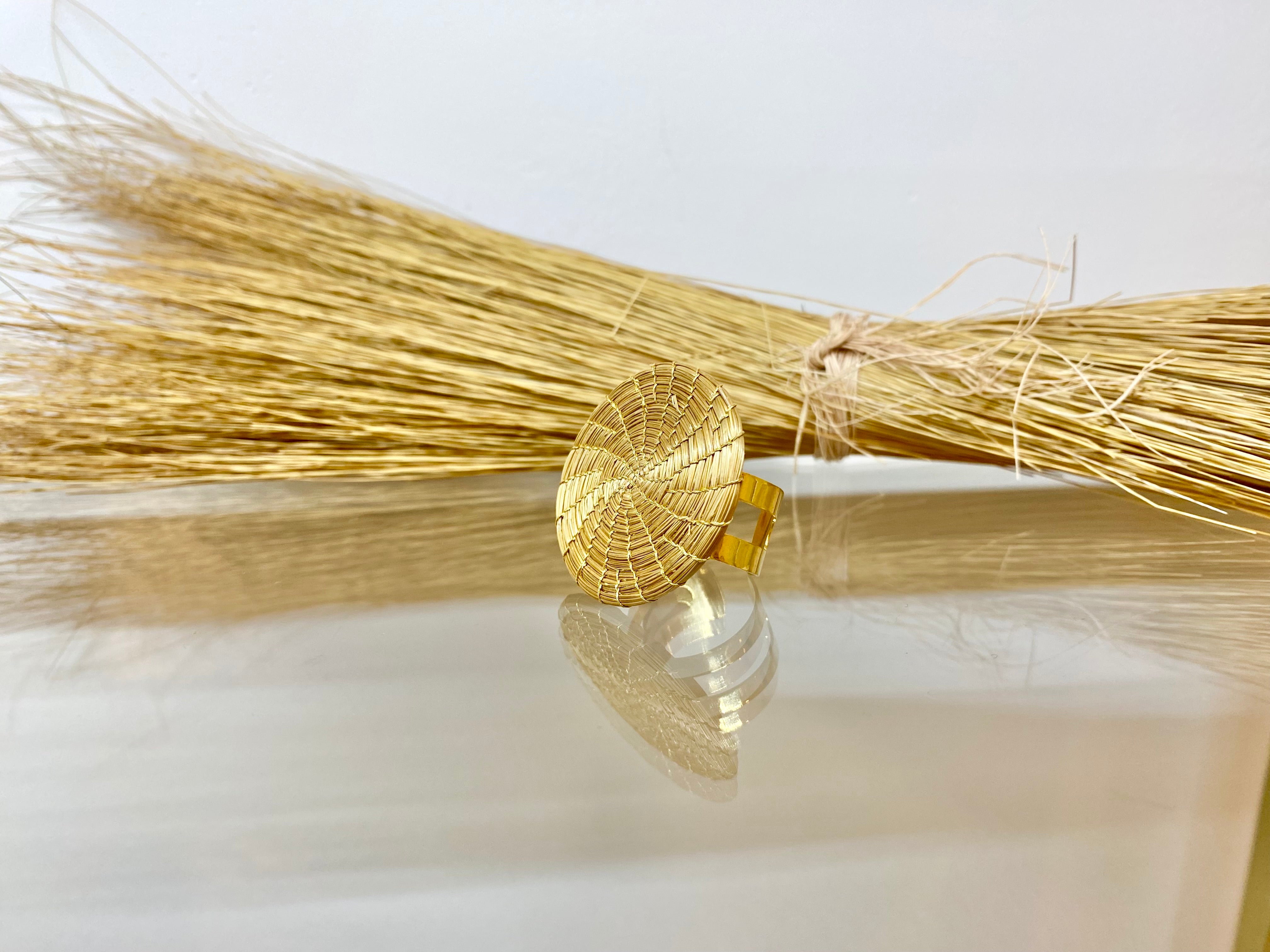 EarthWoven Treasures Golden Grass Brazilian ‘Capim Dourado’ Ring