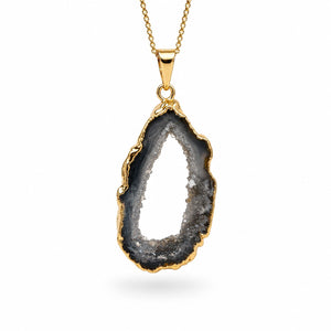 EarthLuxe Treasures Natural Agate Necklace
