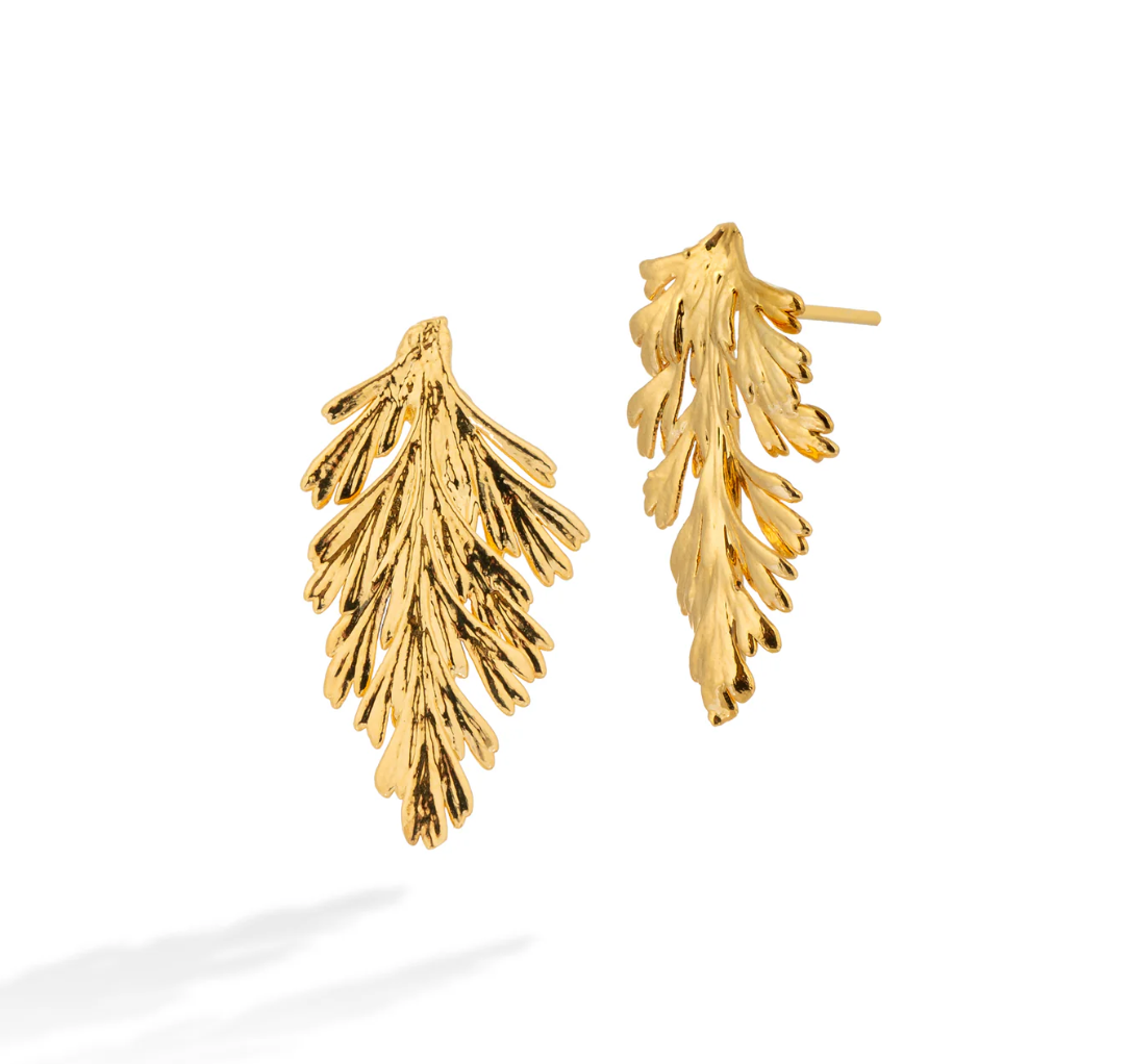Blooming Beauty Renda Francesa Leaf Stud Earrings