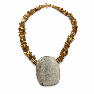 Hand-painted clay chip necklace with handmade clay pendant by Catarina Concept